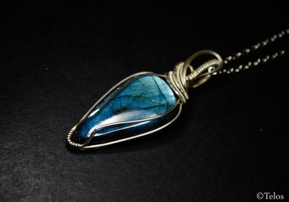 Sterling Silver Labradorite Pendant